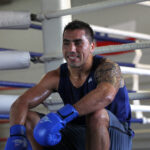 En el Centro de Entrenamiento Olímpico CEO, acompañamos a los seleccionados chilenos de box, encabezados por el medallista panamericano Miguel Véliz, en su preparación al próximo campeonato preolímpico, bjo la atenta mirada del tácnico cubano Jesús Martinez.
19/11/2015
Santiago, Chile
Foto: Max Montecinos/Mindep